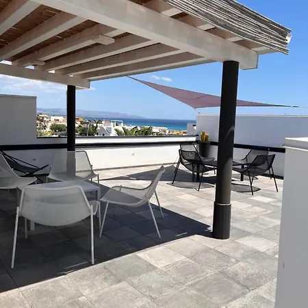 Flori Apartment *